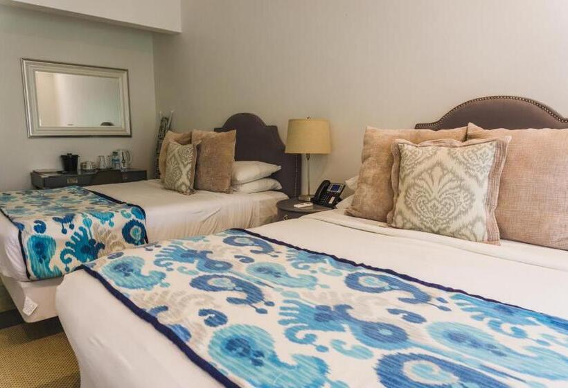 Blue Lagoon Hotel And Marina Ltd