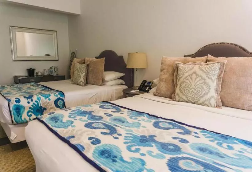 Blue Lagoon Hotel And Marina Ltd