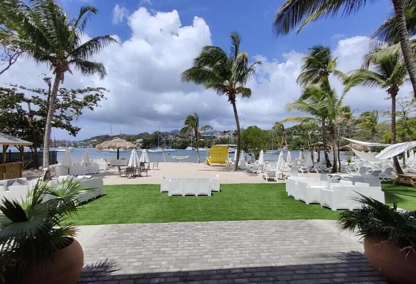 Blue Lagoon Hotel And Marina Ltd