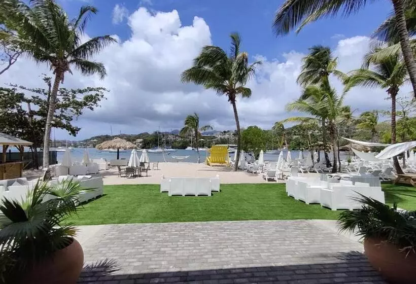 Blue Lagoon Hotel And Marina Ltd