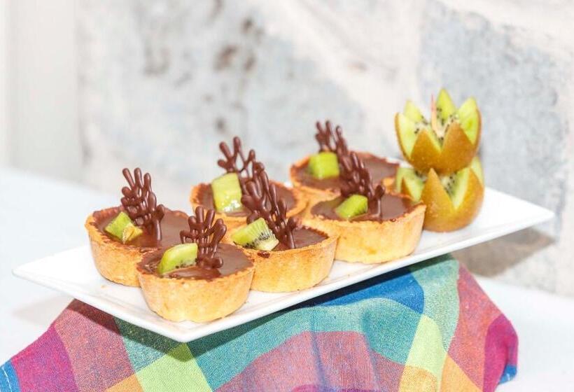 Blue Lagoon Hotel And Marina Ltd