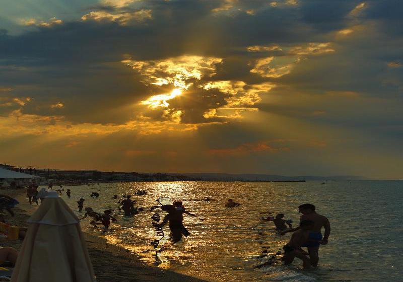 Flegra Beach Boutique