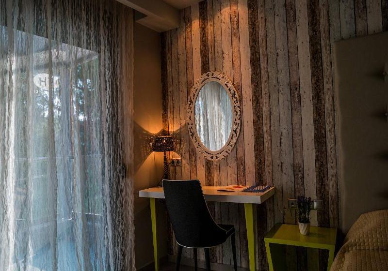 Flegra Beach Boutique