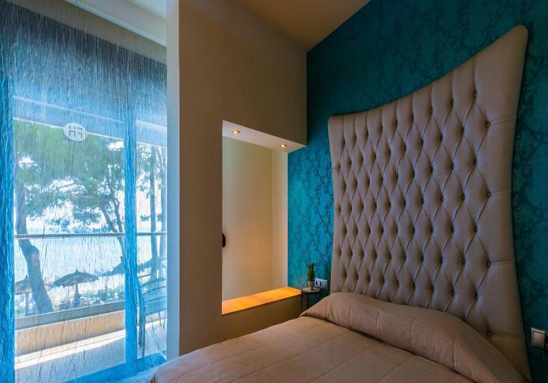 Flegra Beach Boutique