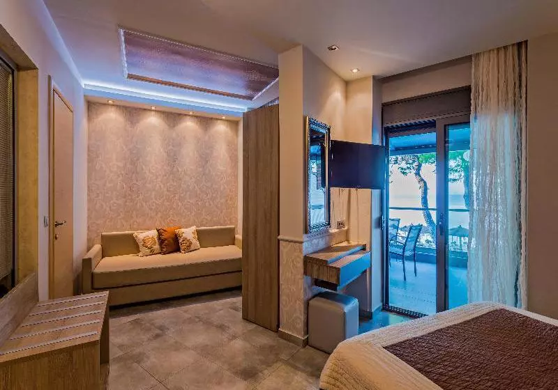 Flegra Beach Boutique