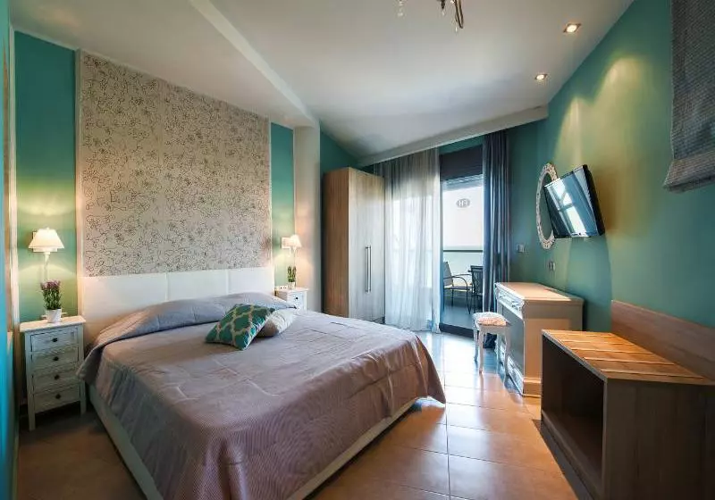 Flegra Beach Boutique