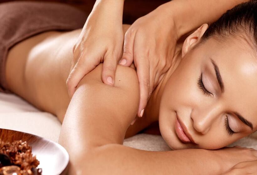 فندق Angkor Empire Boutique