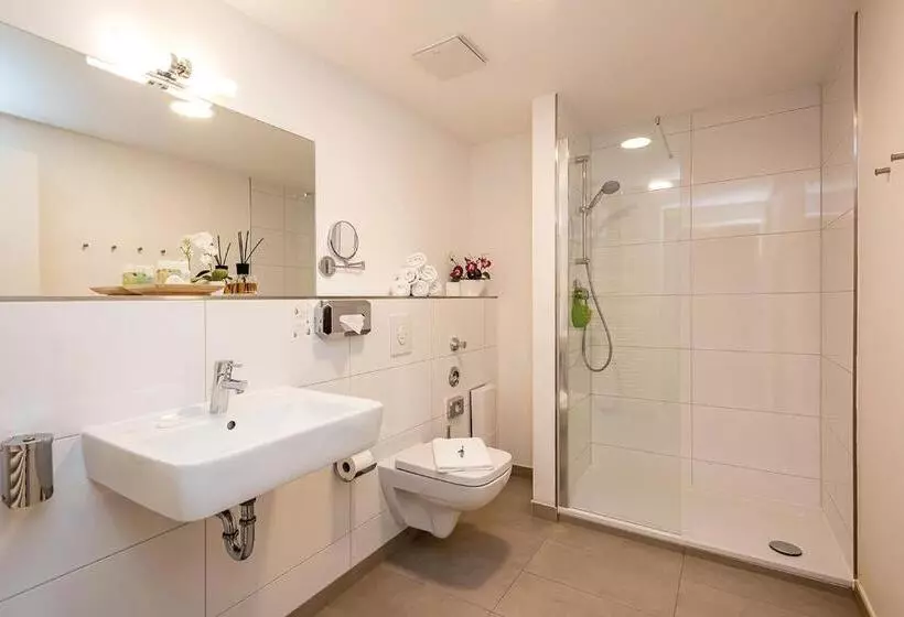 هتل Apartments Rosenthal Residence