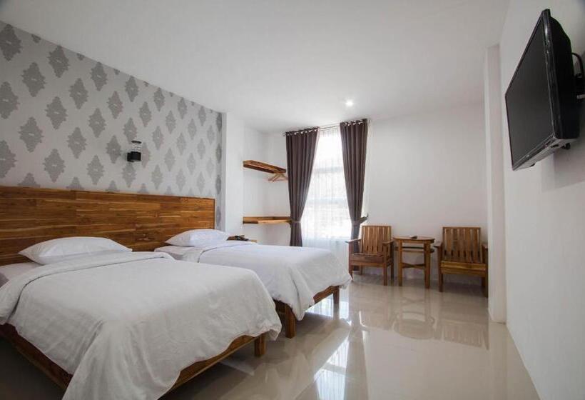 호텔 Central Inn Senggigi