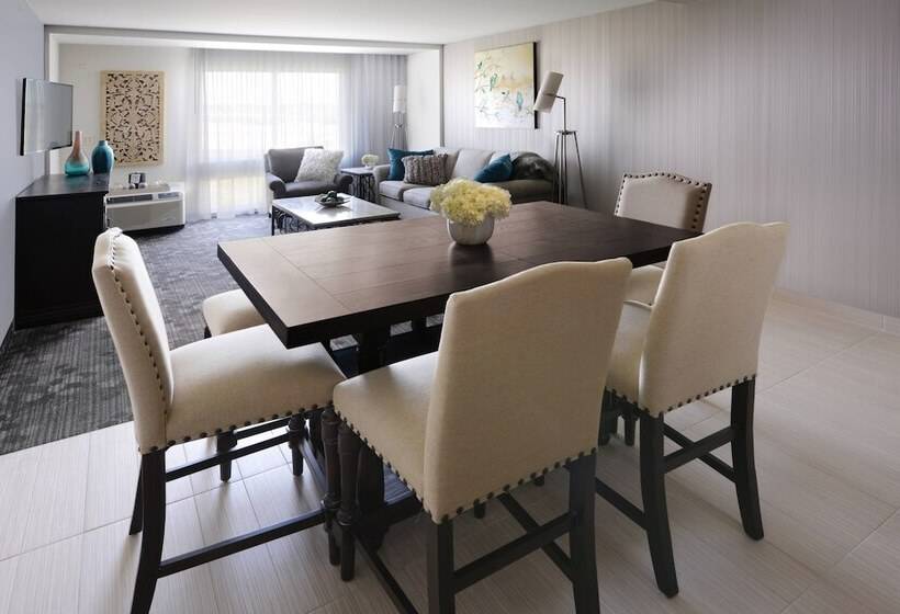 Отель Courtyard By Marriott Dallas Plano/the Colony