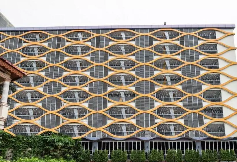 هتل Curve Boutique Pattaya