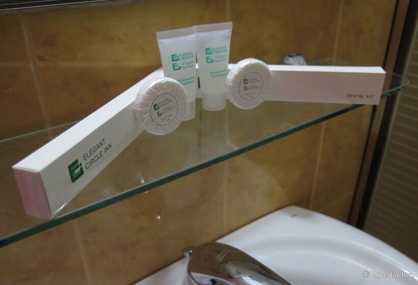 בית מלון כפרי Elegant Circle Inn