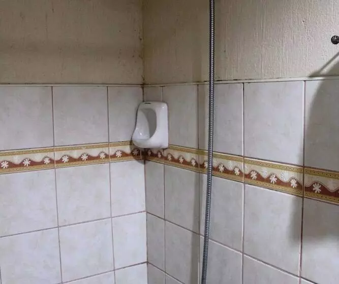 ホテル Elegant Circle Inn