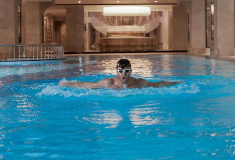 Hotel Elite World Grand Istanbul Basin Ekspres