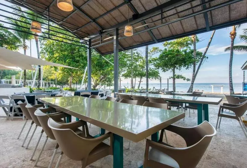 هتل Emotions by Hodelpa Juan Dolio - All Inclusive