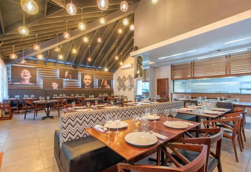 Otel Emotions by Hodelpa Juan Dolio - All Inclusive