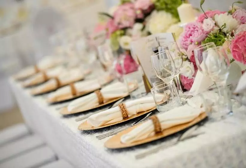 هتل Emotions by Hodelpa Juan Dolio - All Inclusive