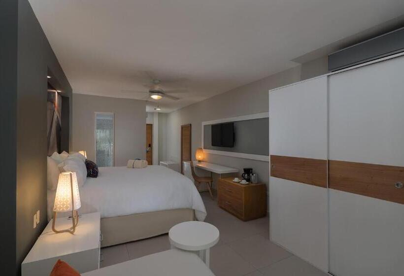 Otel Emotions by Hodelpa Juan Dolio - All Inclusive