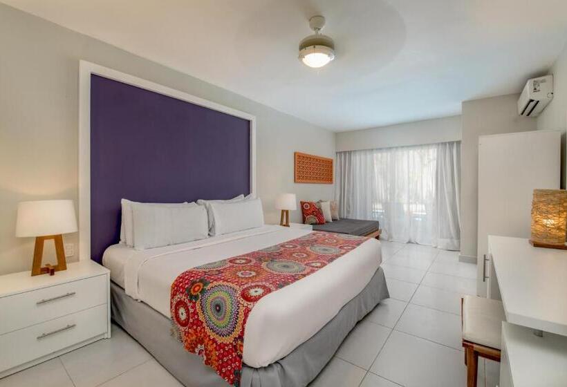 Otel Emotions by Hodelpa Juan Dolio - All Inclusive