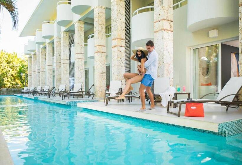 Otel Emotions by Hodelpa Juan Dolio - All Inclusive