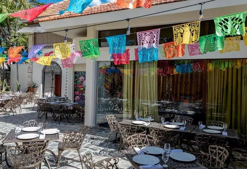 هتل Emotions by Hodelpa Juan Dolio - All Inclusive