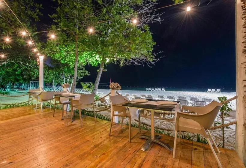 هتل Emotions by Hodelpa Juan Dolio - All Inclusive