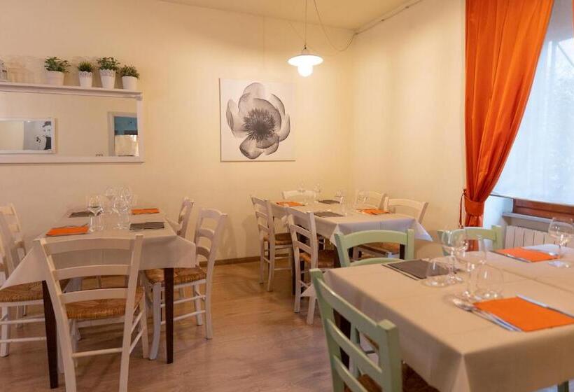فندق Il Borgo Ristorante Pizzeria Camere
