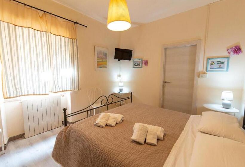 فندق Il Borgo Ristorante Pizzeria Camere