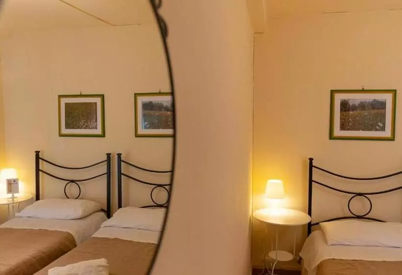 בית מלון כפרי Il Borgo Ristorante Pizzeria Camere