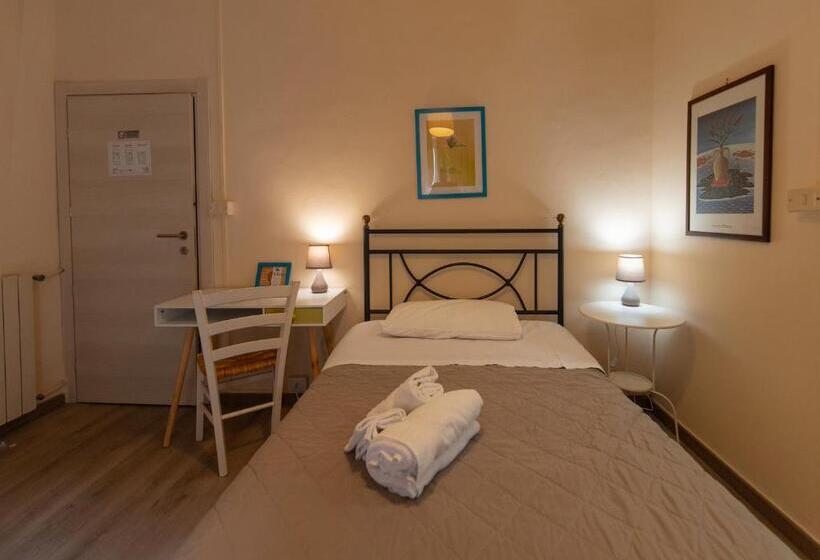 فندق Il Borgo Ristorante Pizzeria Camere