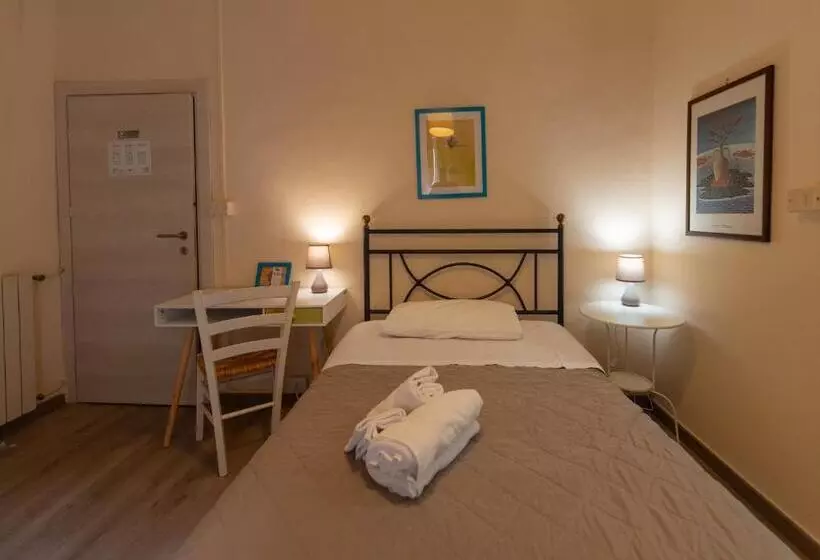 בית מלון כפרי Il Borgo Ristorante Pizzeria Camere