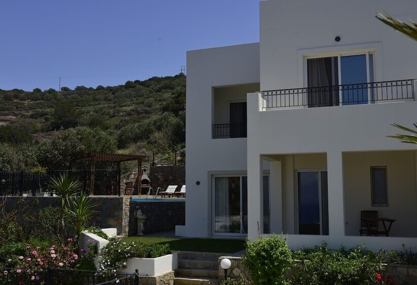 Отель Istron Collection Villas