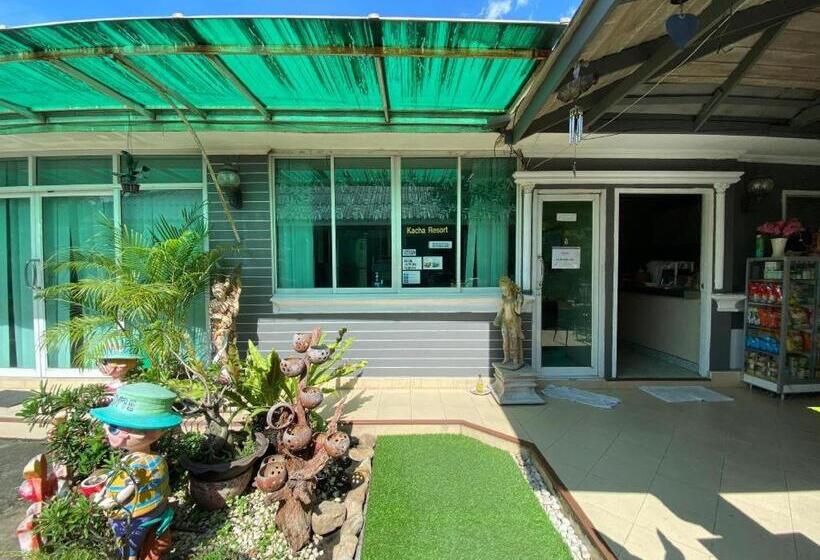 ホテル Kacha Resort