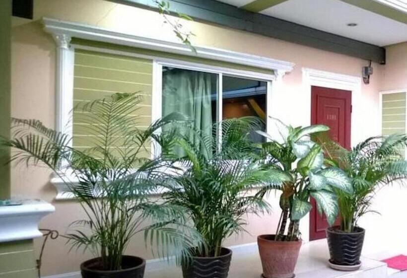 ホテル Kacha Resort