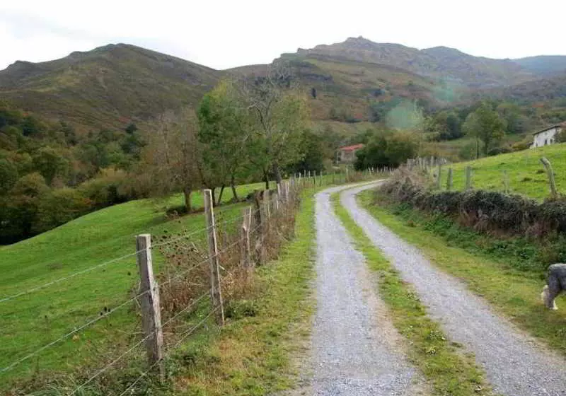 호텔 La Almadreña