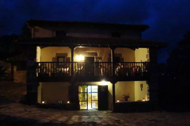 호텔 La Almadreña