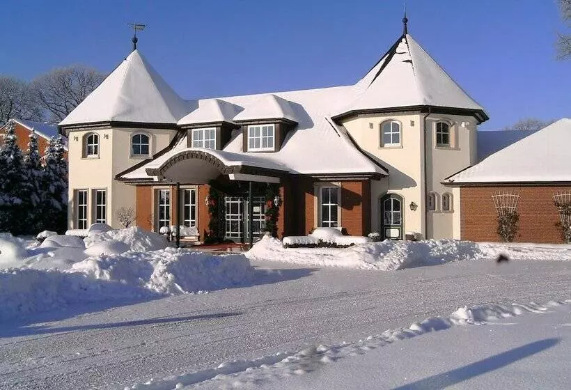 Отель Landgut Stemmen