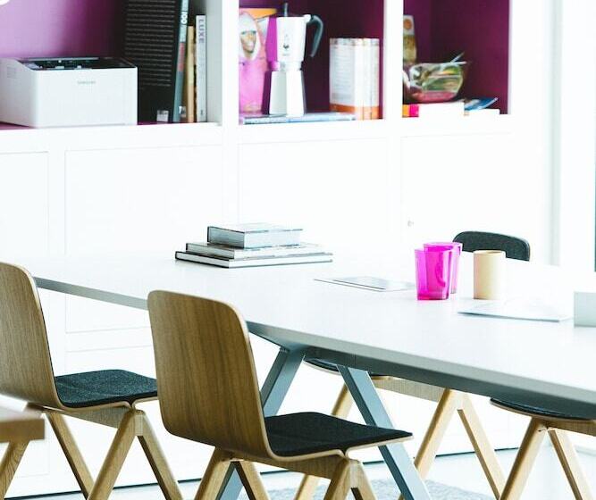 Отель Moxy Munich Airport