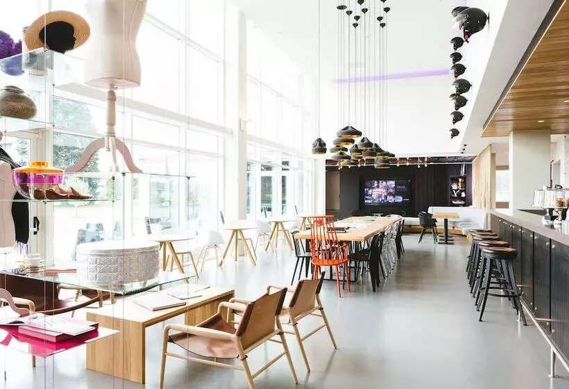 Otel Moxy Munich Airport