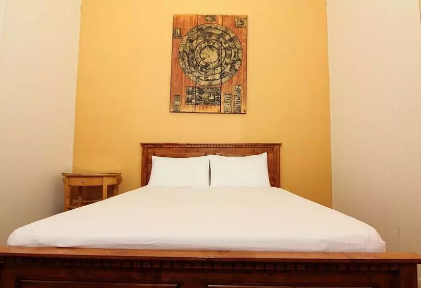 Отель Red Inn Heritage