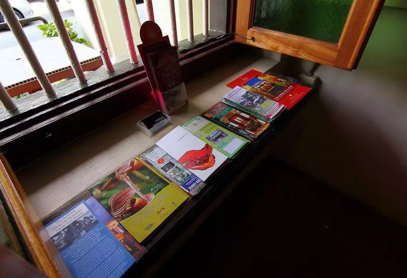 Отель Red Inn Heritage