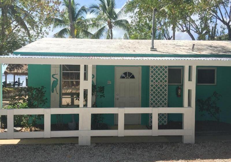 Отель The Pelican Key Largo Cottages