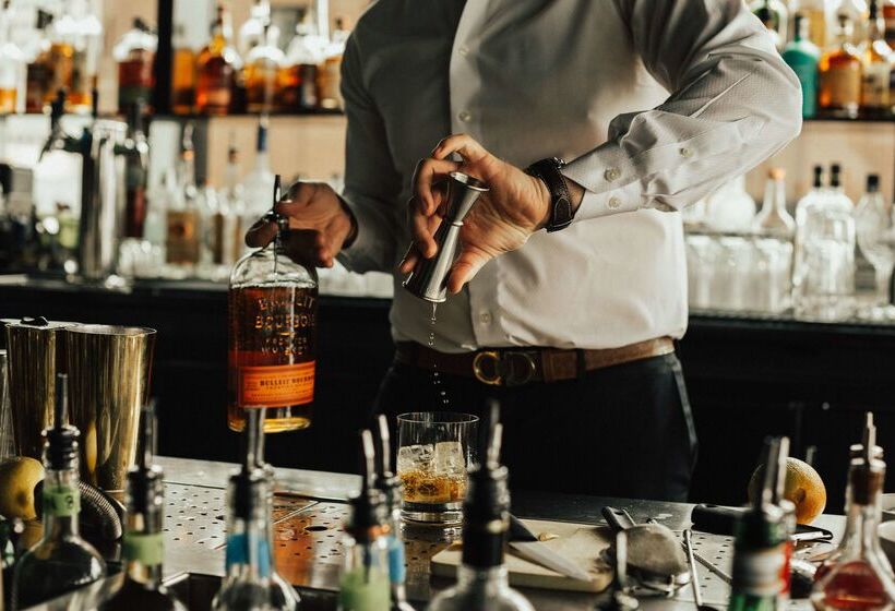 هتل Thompson Seattle, By Hyatt