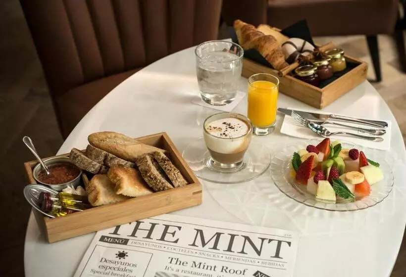 هتل Vincci The Mint