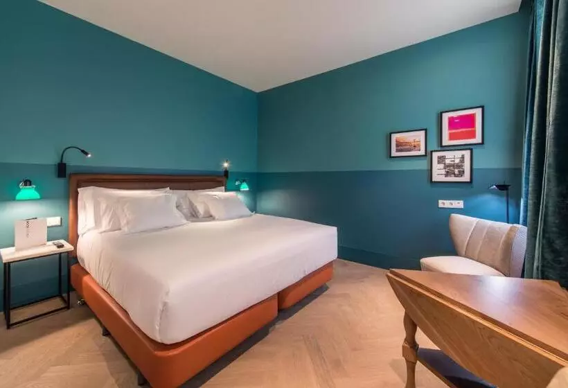 هتل Vincci The Mint