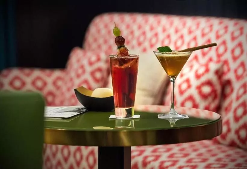 هتل Vincci The Mint