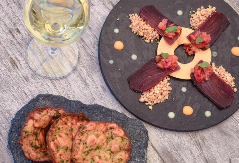 هتل Vincci The Mint