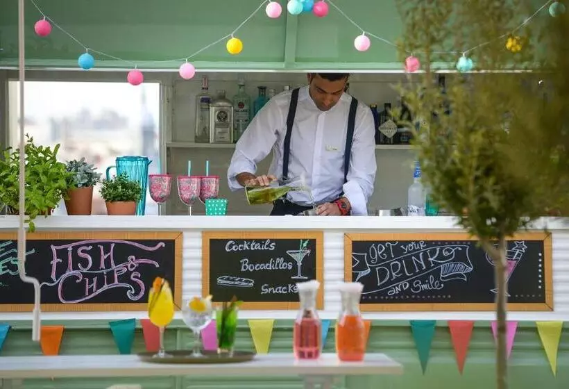 هتل Vincci The Mint