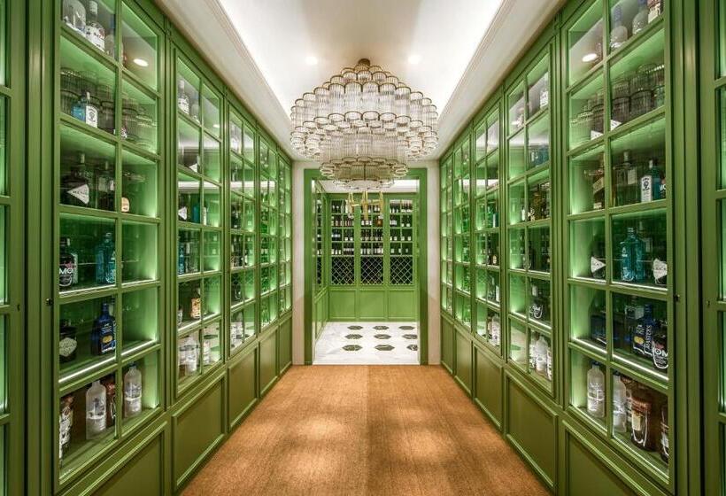 هتل Vincci The Mint