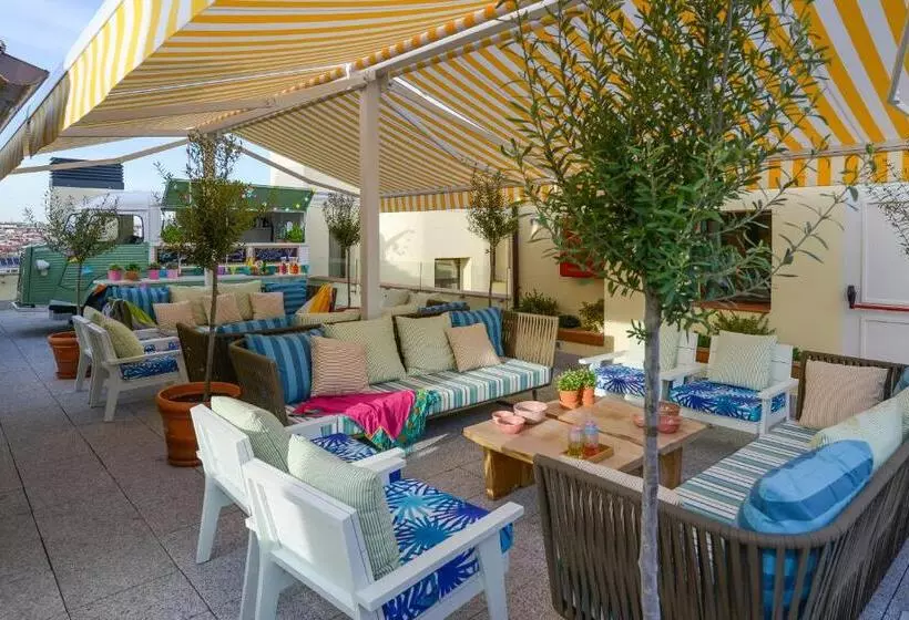 هتل Vincci The Mint